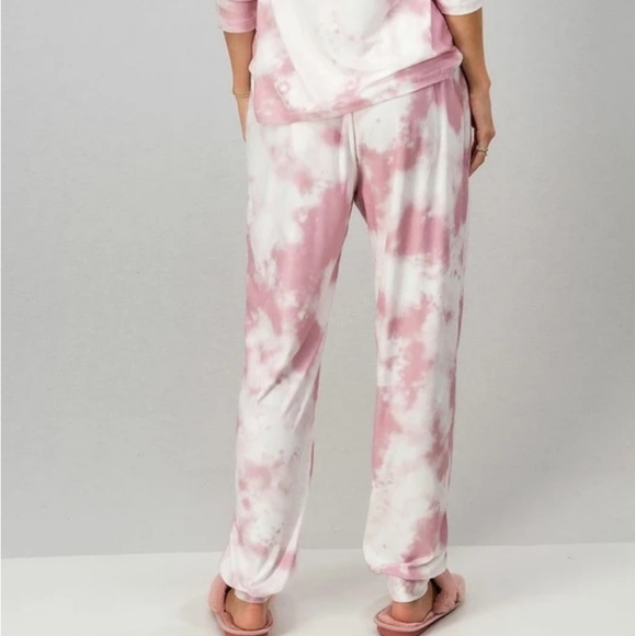 Tie dye Loungewear top and bottom set - Picture 5 of 5